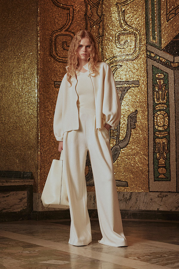 10017 Max Mara Brand