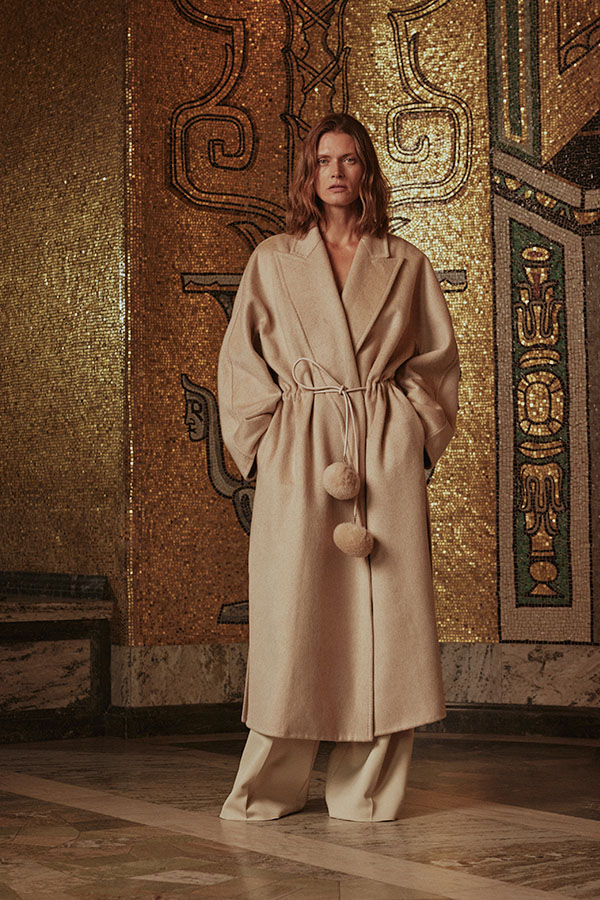 10023 Max Mara Brand