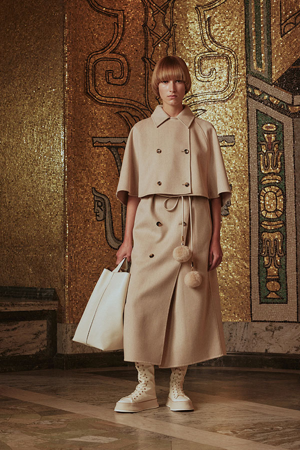 10028 Max Mara Brand