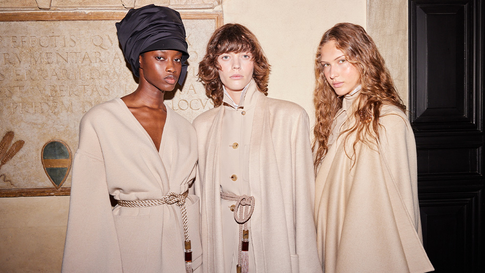 01 Max Mara Max Mara Brand