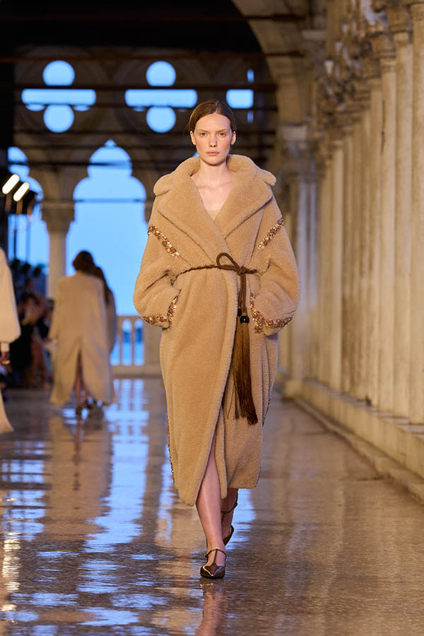 Max Mara Resort 2025 005 Max Mara Brand