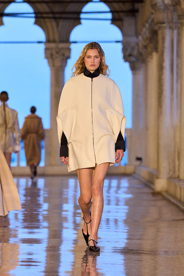 Max Mara Resort 2025 009 Max Mara Brand