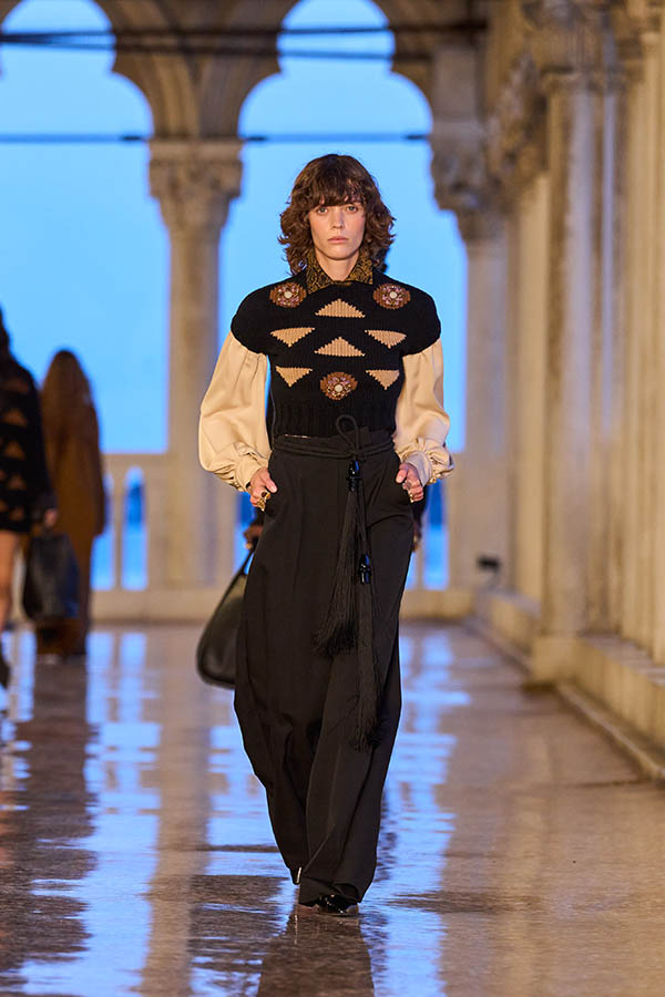 Max Mara Resort 2025 045 Max Mara Brand
