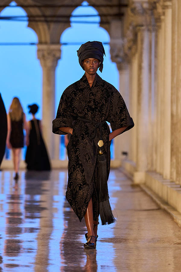 Max Mara Resort 2025 056 Max Mara Brand