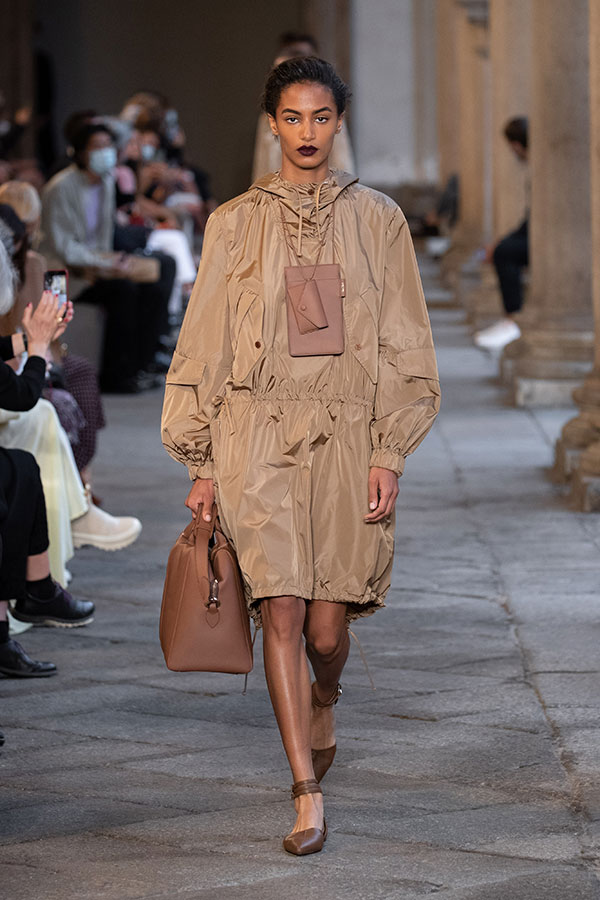 Runway Ss21 017 Max Mara Brand Runway Ss21 017 Max Mara Brand