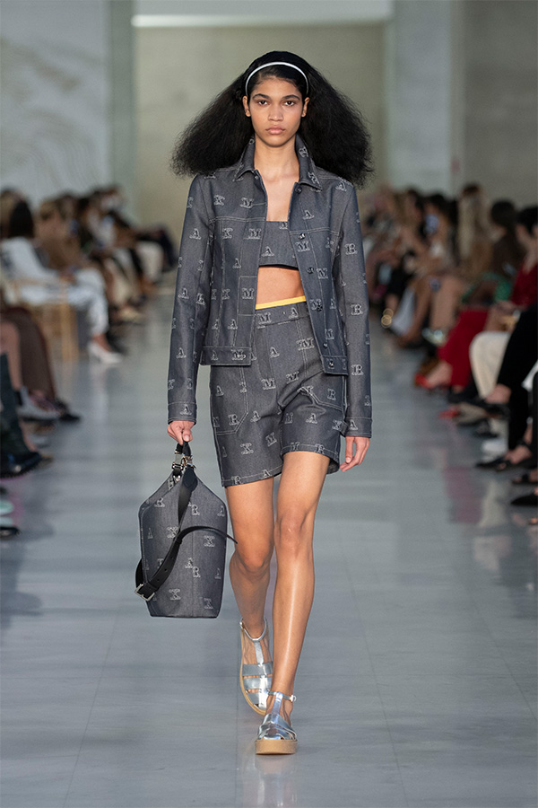 Ss22 030 Max Mara Brand