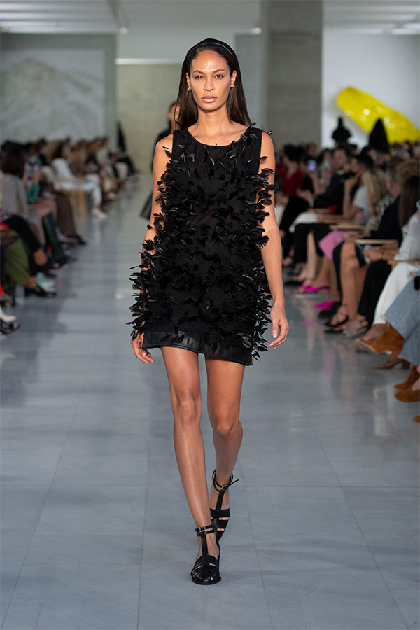 Ss22 044 Max Mara Brand