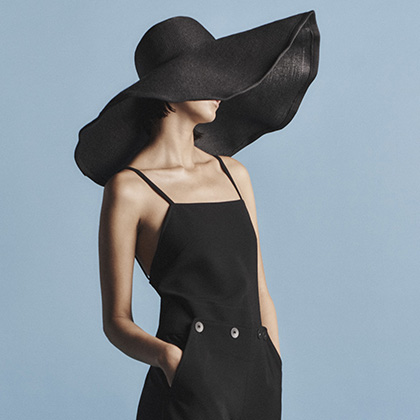 Cappello Max Mara Brand