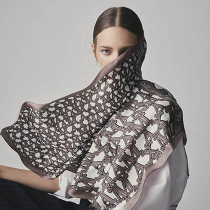 Foulard Max Mara Brand