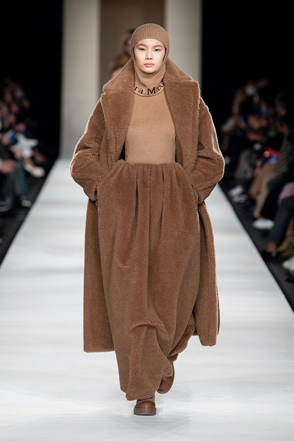 Look 06 Max Mara Brand