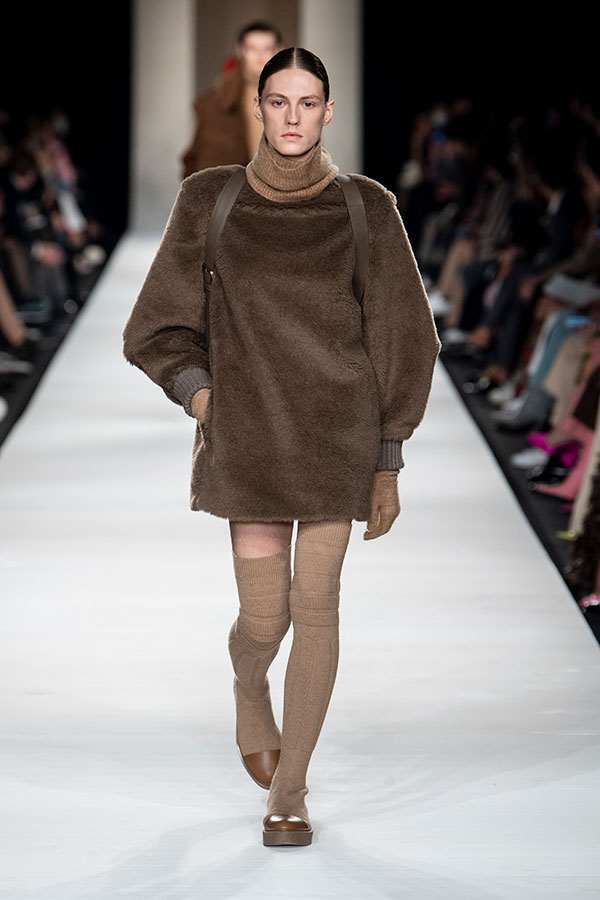 Look 19 Max Mara Brand