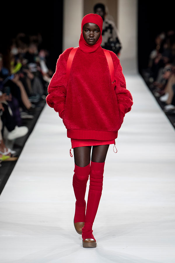 Look 24 Max Mara Brand