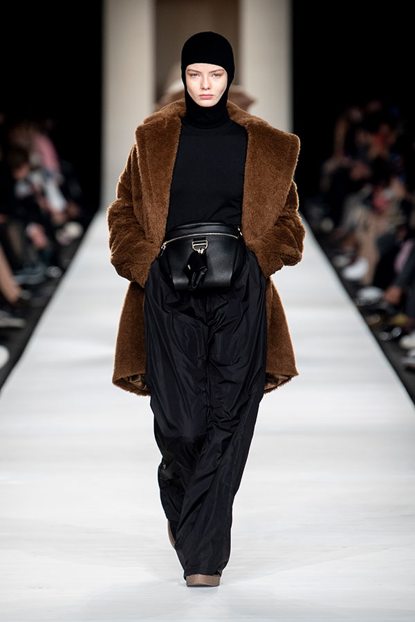 Look 31 Max Mara Brand