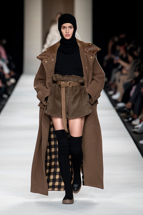 Look 32 Max Mara Brand