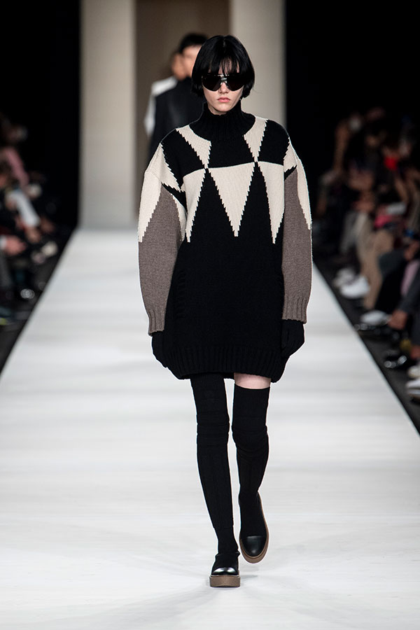 Look 39 Max Mara Brand