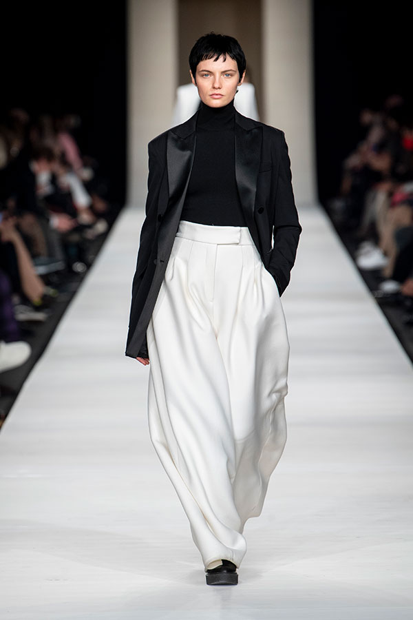 Look 40 Max Mara Brand