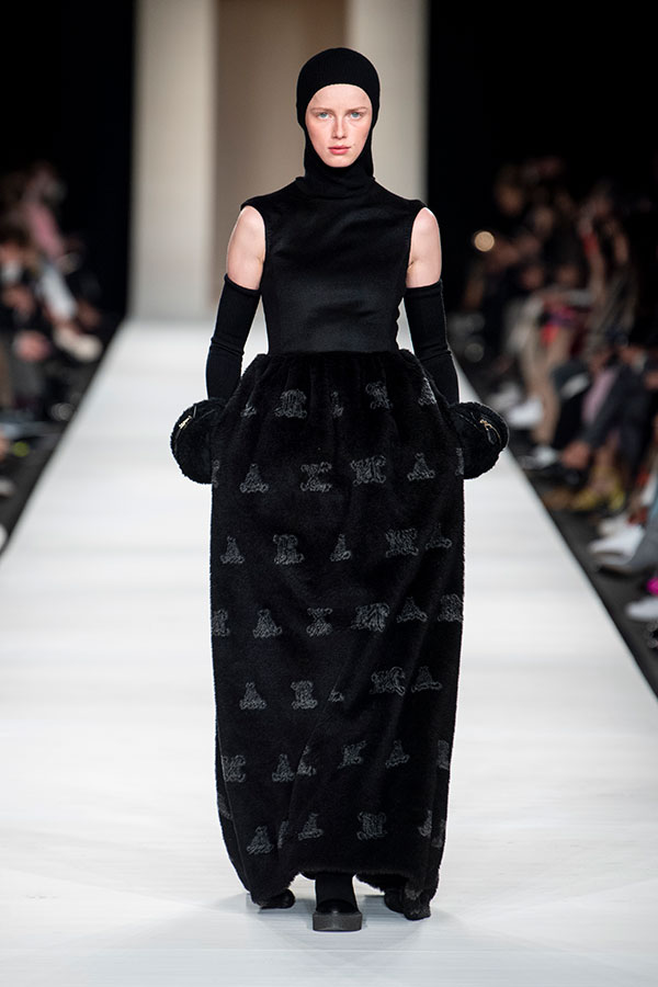 Look 49 Max Mara Brand