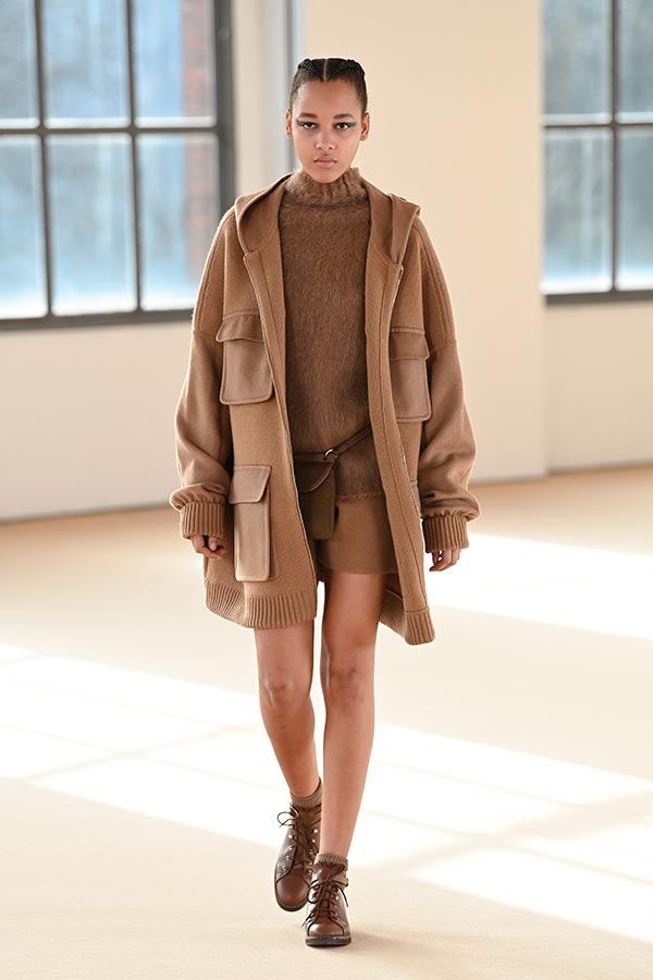 Maxmara Runway Look 005 Max Mara Brand Maxmara Runway Look 005 Max Mara Brand