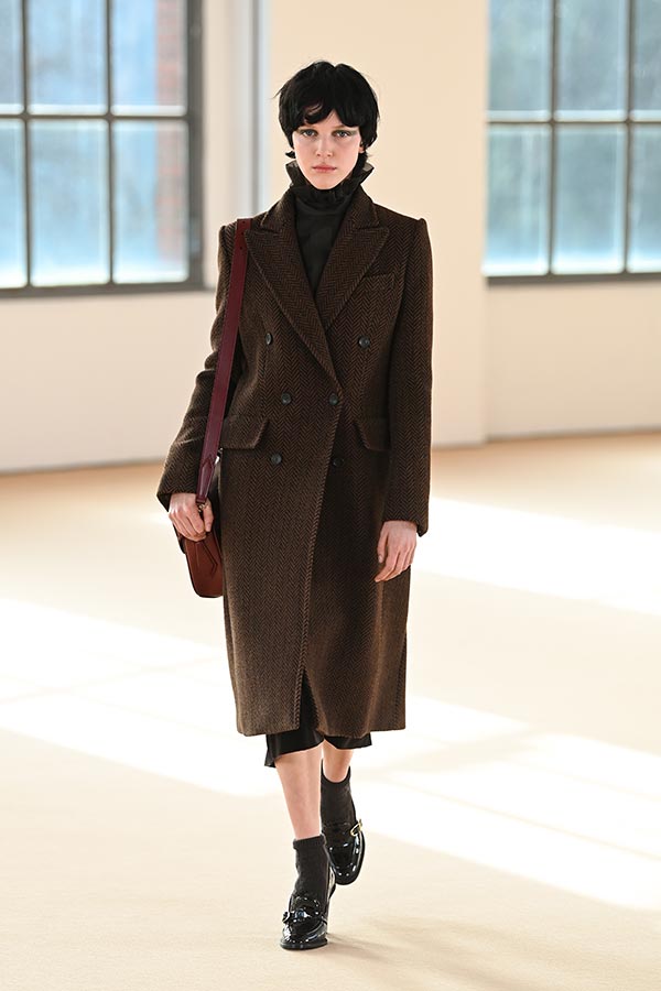 Maxmara Runway Look 018 Max Mara Brand Maxmara Runway Look 018 Max Mara Brand