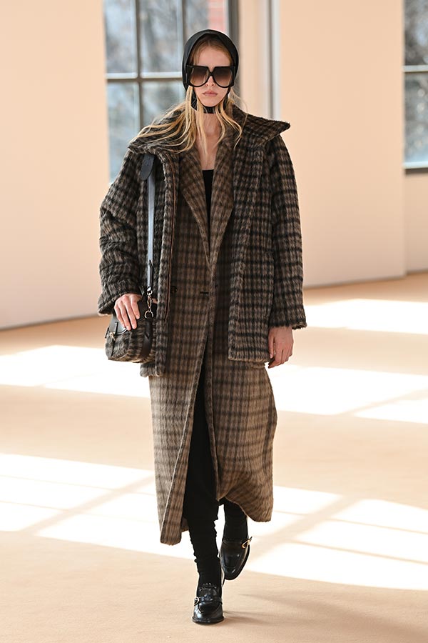 Maxmara Runway Look 030 Max Mara Brand Maxmara Runway Look 030 Max Mara Brand
