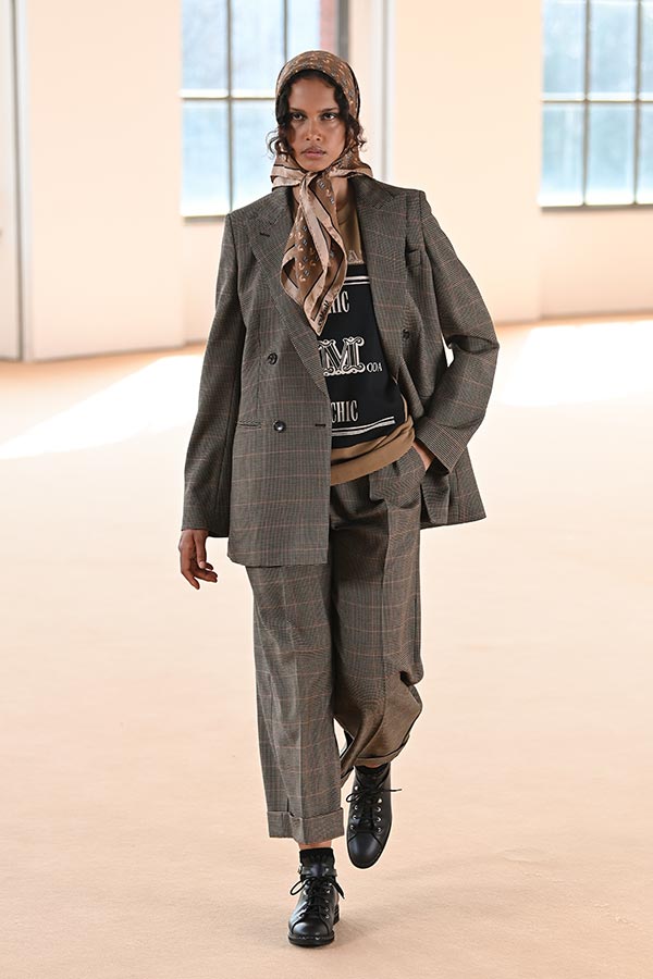 Maxmara Runway Look 031 Max Mara Brand Maxmara Runway Look 031 Max Mara Brand